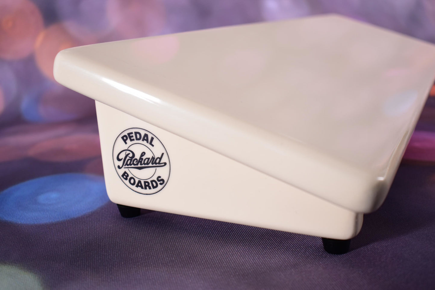 Vintage white Narrow Slanted
