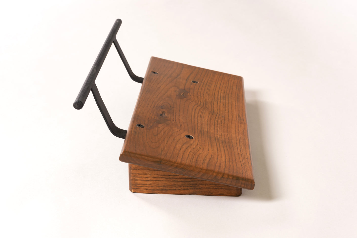 8" Slanted Ash Saddle Brown